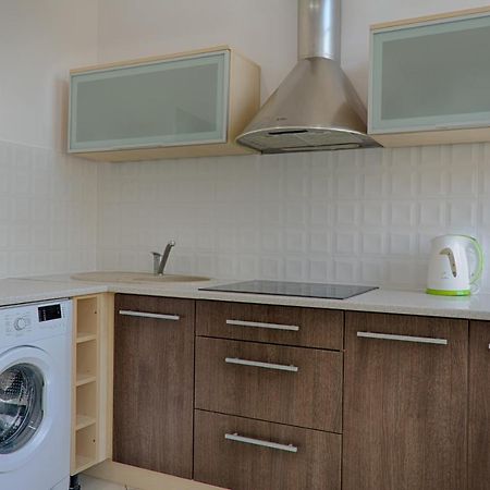 Apartament Sto Metrow Od Morza 斯维诺乌伊希切 外观 照片