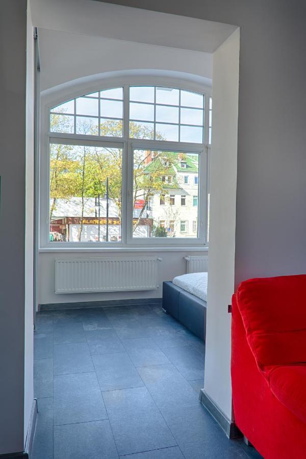 Apartament Sto Metrow Od Morza 斯维诺乌伊希切 外观 照片